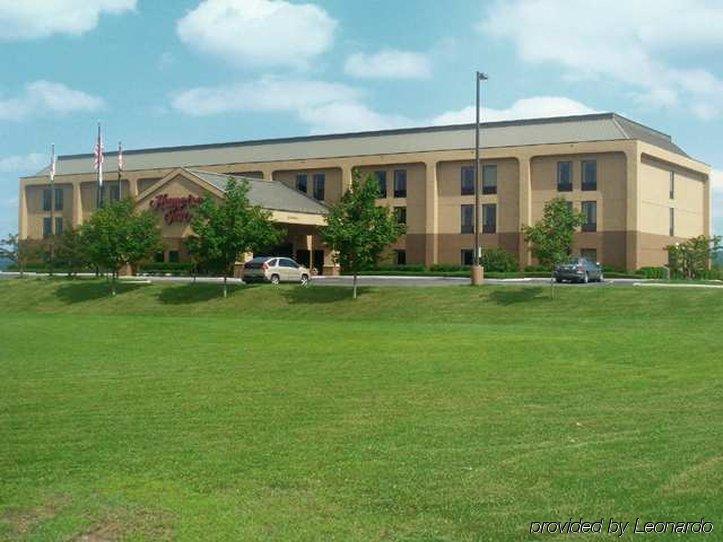 Hampton Inn Frostburg Dış mekan fotoğraf